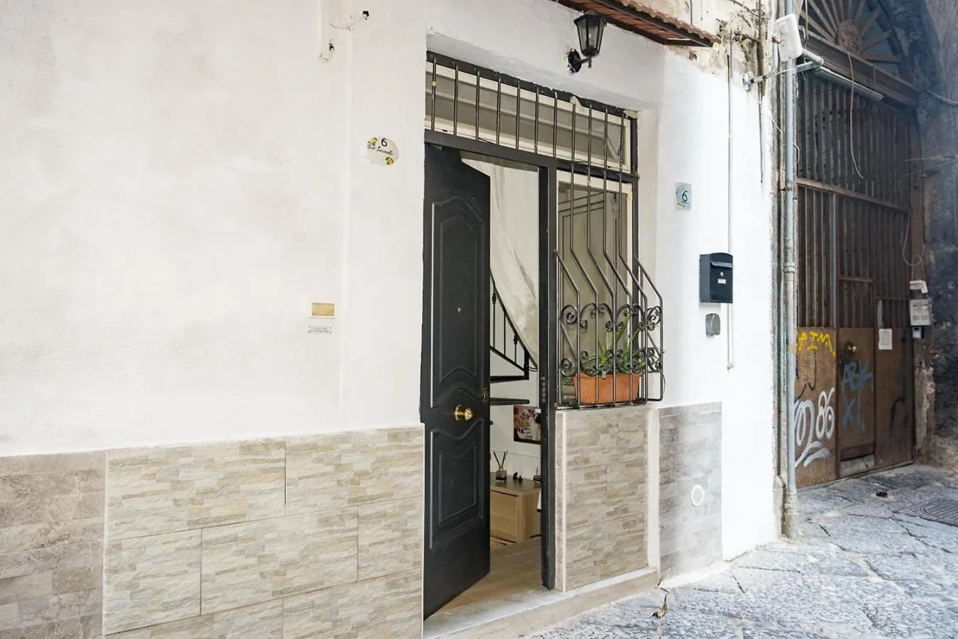 בית נופש Vecchia Napoli Apt 20 איטליה